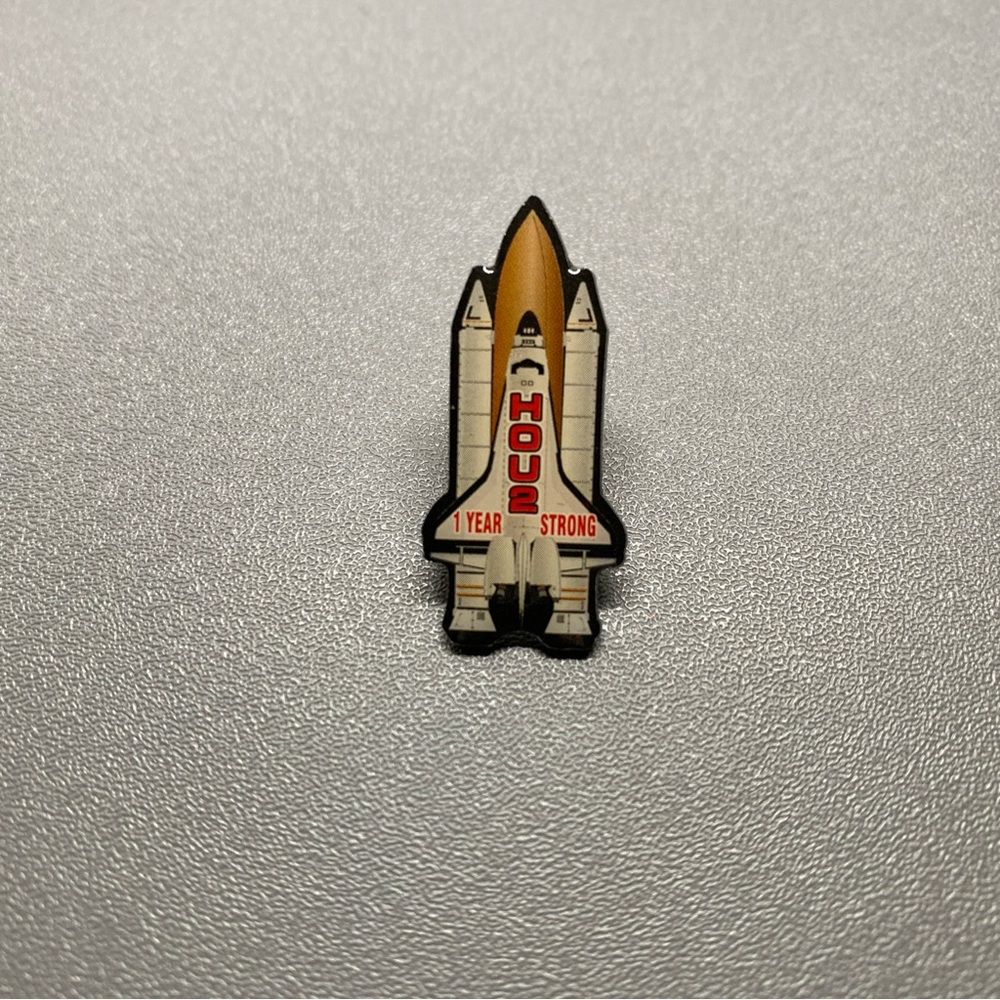 Amazon Pin 1 Year Strong Spaceship NASA SPi Exclusive HOU2 Employee RARE Work